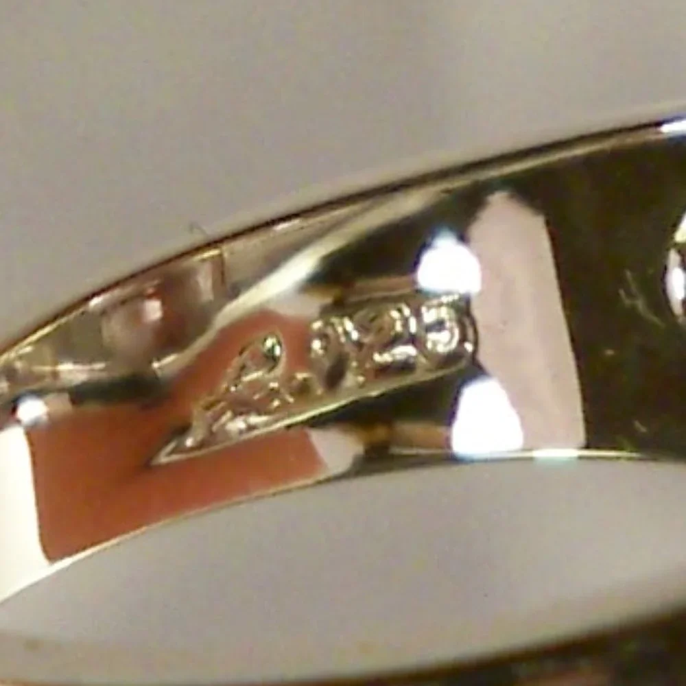 NEW Tear Drop Cubic Zirconias Silver DESIGNER Ring